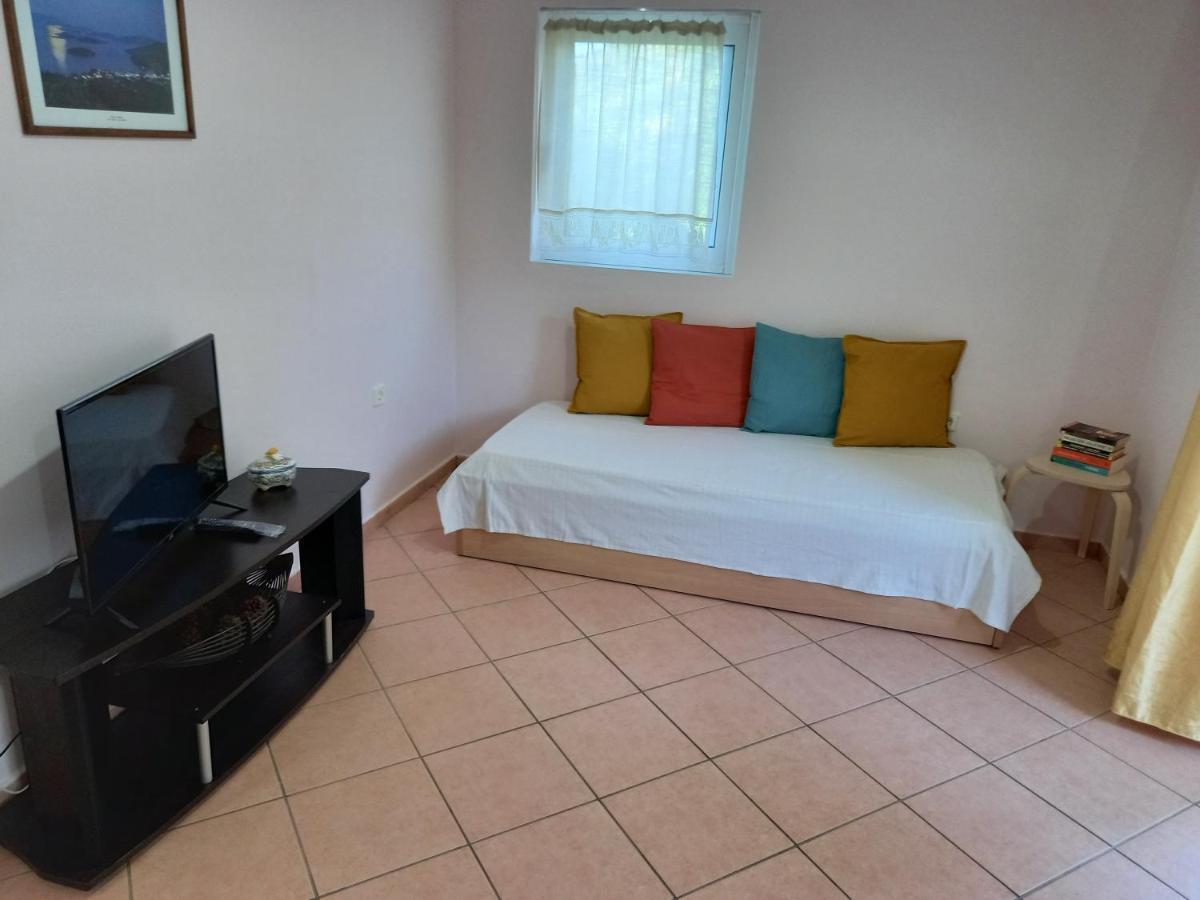 Apartamento Olivo Nydri Exterior foto