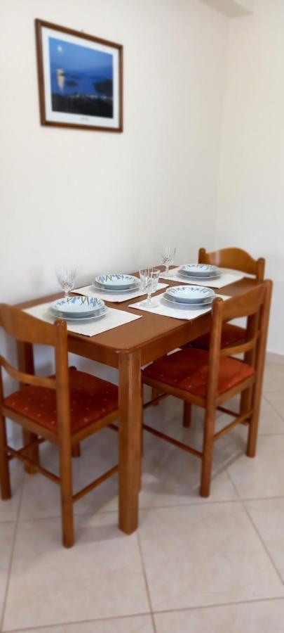 Apartamento Olivo Nydri Exterior foto